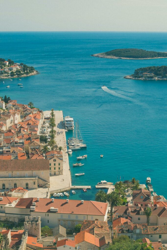 IQM Hvar